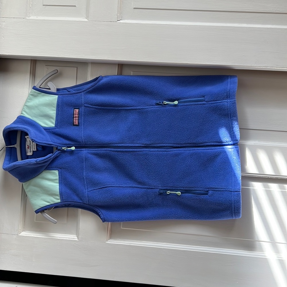 Vineyard Vines fleece vest in great condition!Periwinkle Blue